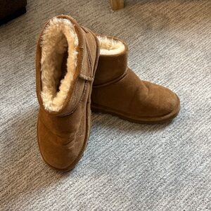 Bear paw Chestnut Suede Shearling Ankle Boots with Cream Lining